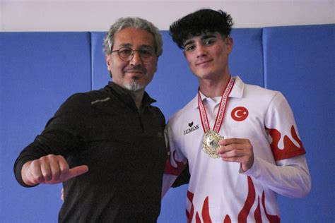 İşitme engelli milli tekvandocu Ali Can'ın hedefi dünya şampiyonluğu - Son Dakika Haberleri